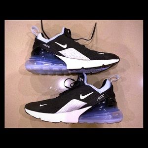 Nike Air Max 270